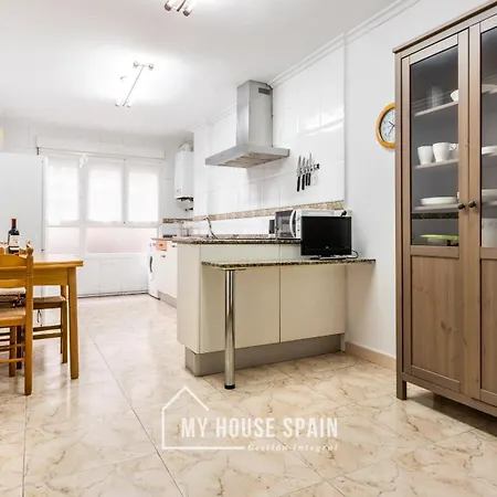 Myhousespain - Piso Nuevo En El Centro De Lägenhet Gijón